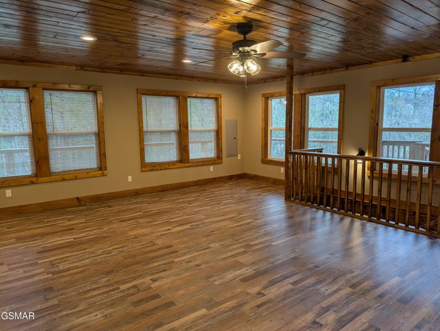 2912 Kettle Creek Way, Sevierville, TN 37876