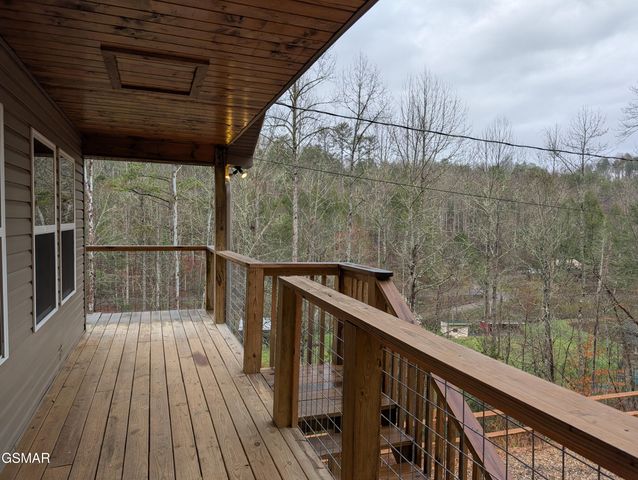 2912 Kettle Creek Way, Sevierville, TN 37876