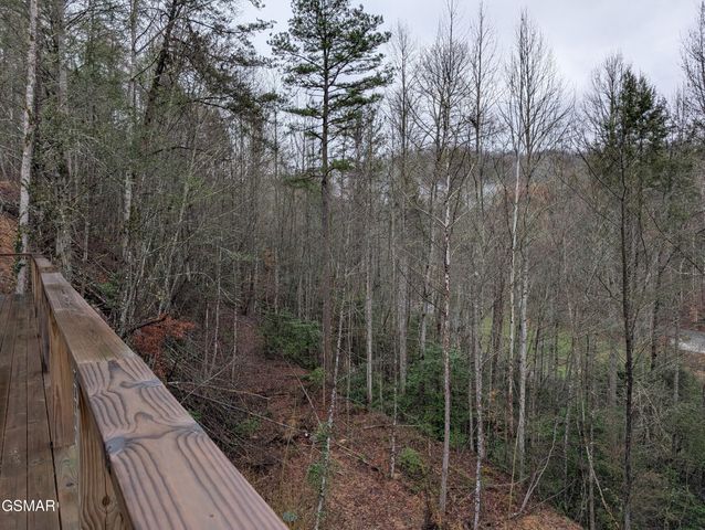 2912 Kettle Creek Way, Sevierville, TN 37876
