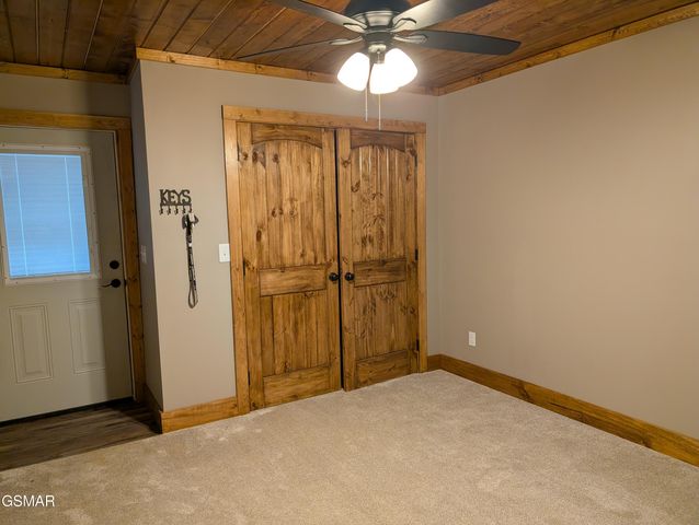 2912 Kettle Creek Way, Sevierville, TN 37876