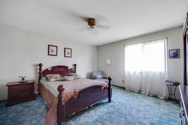 3725 E 33rd Lane, Hobart, IN 46342
