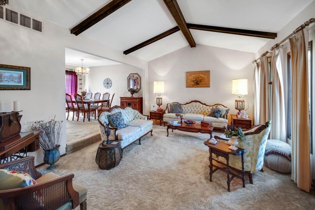 3725 E 33rd Lane, Hobart, IN 46342