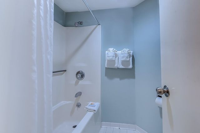 101 Ocean Creek Dr Apt EE8, Myrtle Beach, SC 29572