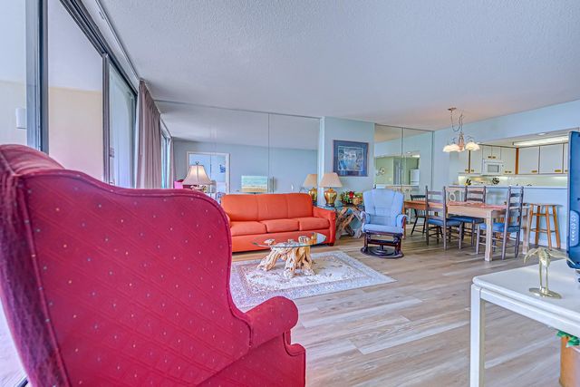 101 Ocean Creek Dr Apt EE8, Myrtle Beach, SC 29572