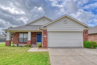 10700 NW 36th Place, Yukon, OK 73099