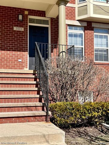 3111 Camden Drive, Troy, MI 48084