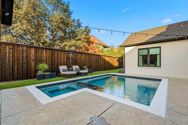 1214 Whisper Rock Drive, Rockwall, TX 75032