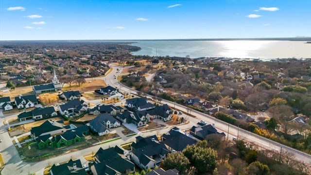 1214 Whisper Rock Drive, Rockwall, TX 75032