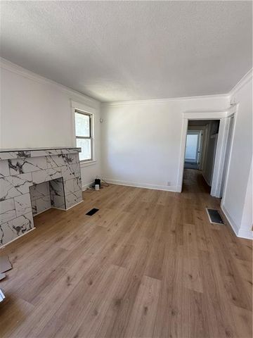 4046 Benton Boulevard, Kansas City, MO 64130