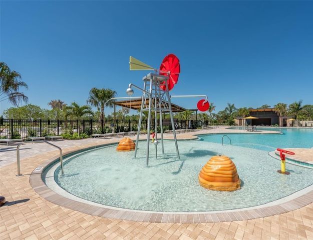 10650 HIDDEN BANKS GLEN, Parrish, FL 34219
