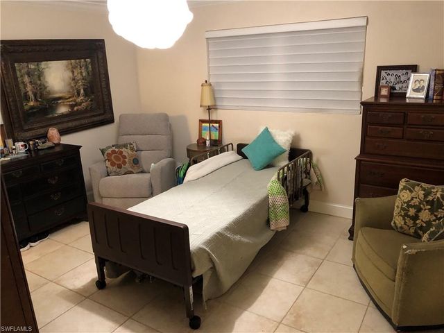 1180 Diana AVE, Naples, FL 34103