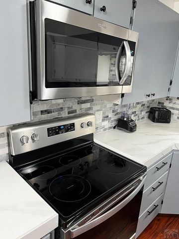 94 Princeton St, Pueblo, CO 81005
