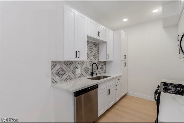 3318 North Decatur Boulevard 1020, Las Vegas, NV 89130