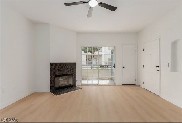 3318 North Decatur Boulevard 1020, Las Vegas, NV 89130