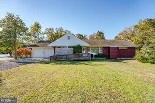 33 E MECHANIC ST, Cape May Court House, NJ 08210