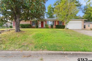 4211 Birdwell Drive, Tyler, TX 75703
