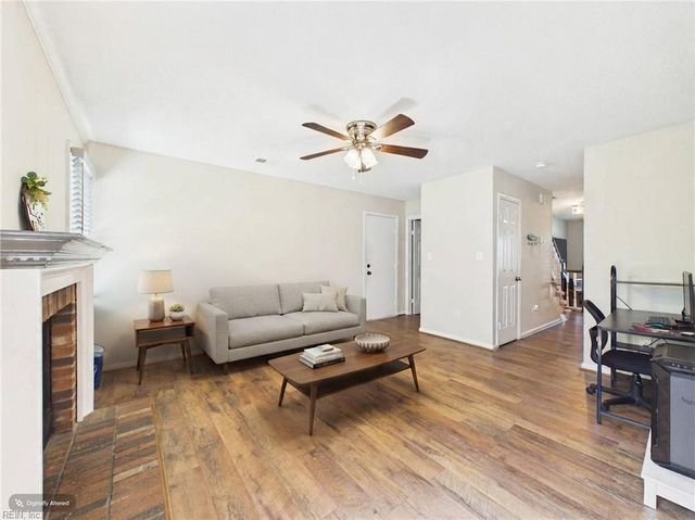 205 Dalebrook DR, Virginia Beach, VA 23454