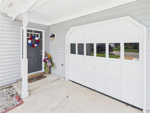 205 Dalebrook DR, Virginia Beach, VA 23454