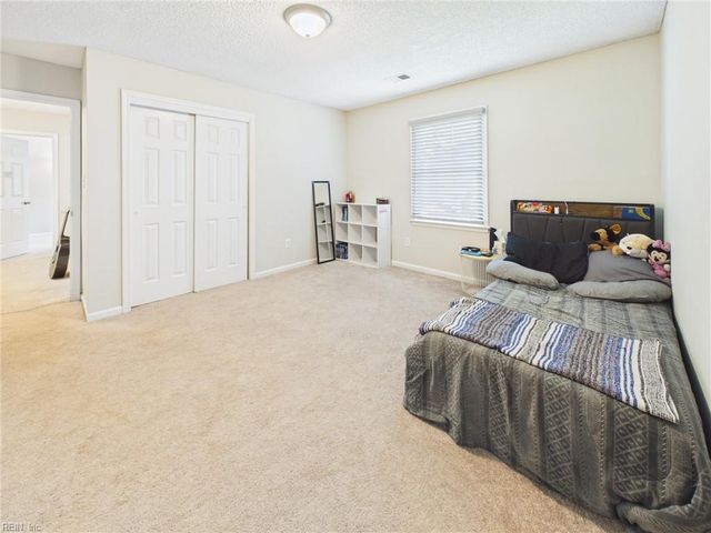 205 Dalebrook DR, Virginia Beach, VA 23454
