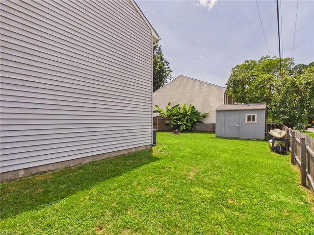 205 Dalebrook DR, Virginia Beach, VA 23454