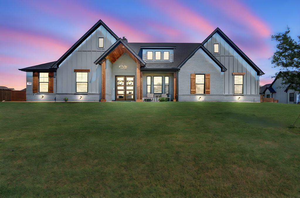 50 Anna Leigh Drive, Waxahachie, TX 75167
