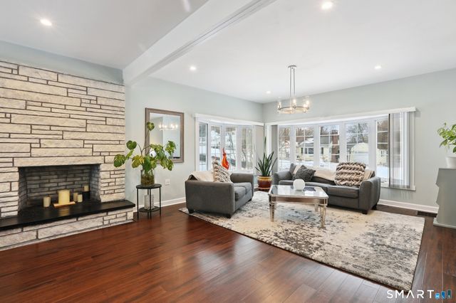 6 Ezra Road, Danbury, CT 06811