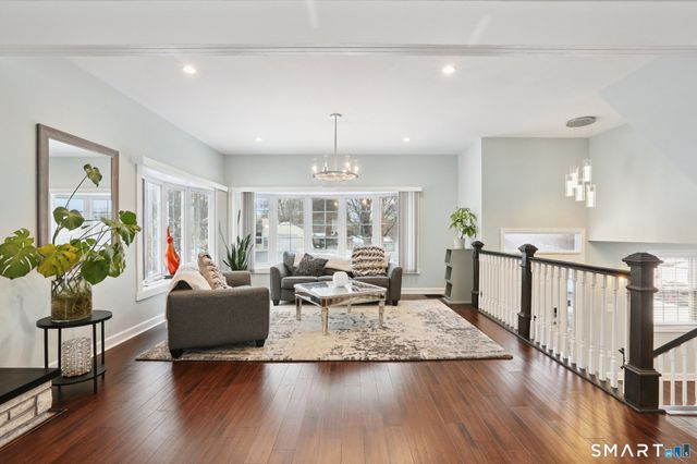 6 Ezra Road, Danbury, CT 06811