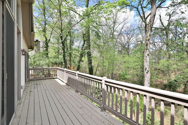 455 Walhalla Road, Columbus, OH 43202