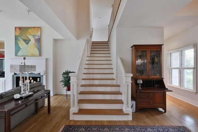 455 Walhalla Road, Columbus, OH 43202