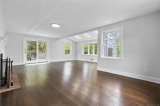 727 Pine Street, Bristol, CT 06010
