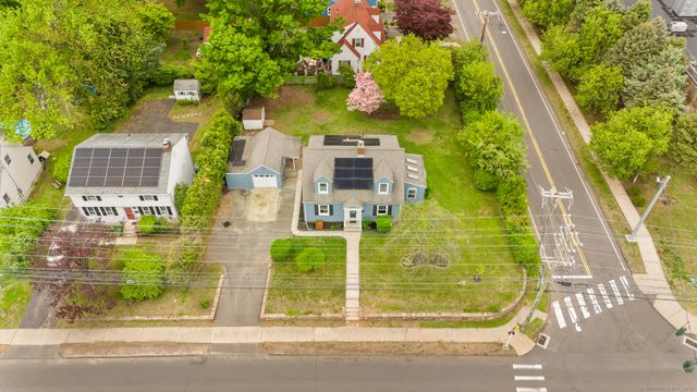 727 Pine Street, Bristol, CT 06010
