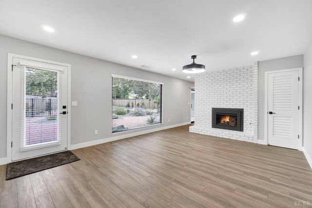 2344 Magnolia Court, Hanford, CA 93230