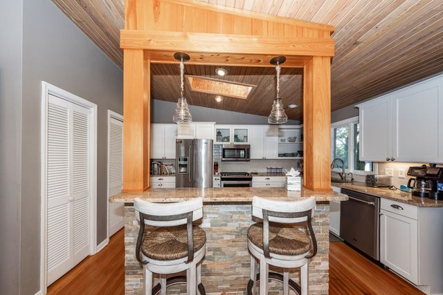 3007 Hartnett Boulevard, Isle Of Palms, SC 29451