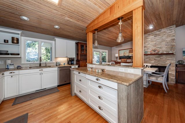 3007 Hartnett Boulevard, Isle Of Palms, SC 29451