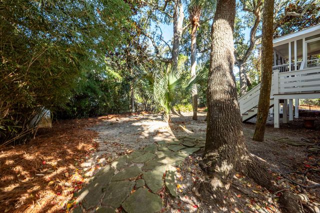 3007 Hartnett Boulevard, Isle Of Palms, SC 29451