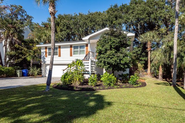 3007 Hartnett Boulevard, Isle Of Palms, SC 29451