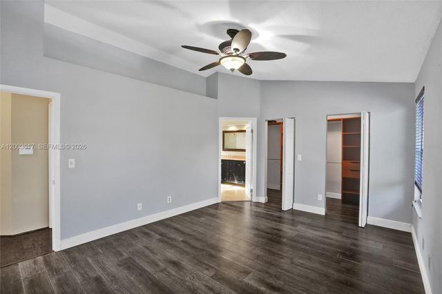 245 NW 207th Ter, Pembroke Pines, FL 33029