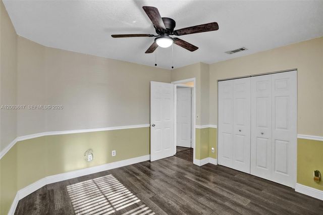 245 NW 207th Ter, Pembroke Pines, FL 33029