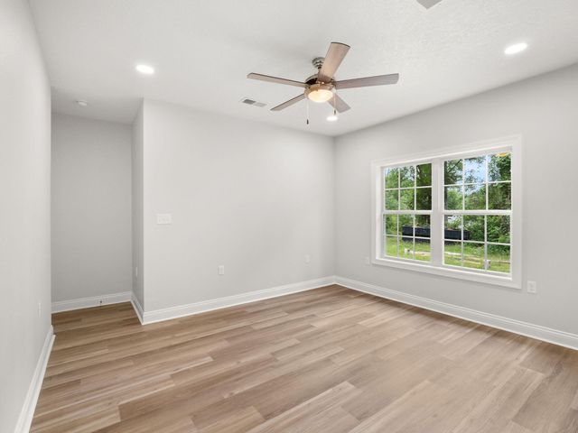609 S Division St, Deridder, LA 70634