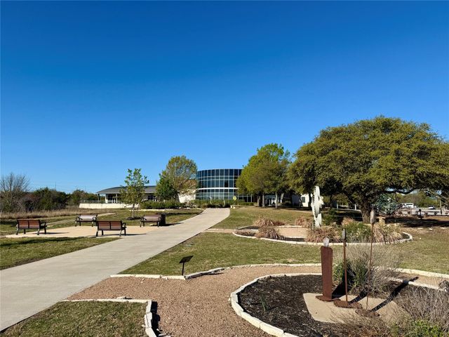 1044 Lost Pines LN, Cedar Park, TX 78613