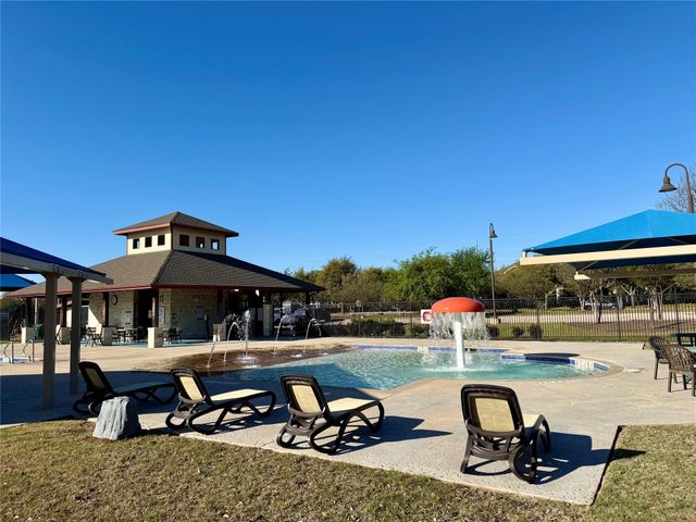 1044 Lost Pines LN, Cedar Park, TX 78613