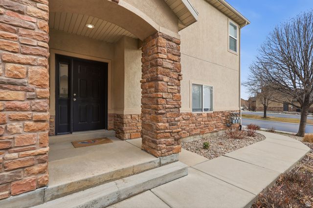 3086 DESERT LILY DR, Lehi, UT 84043