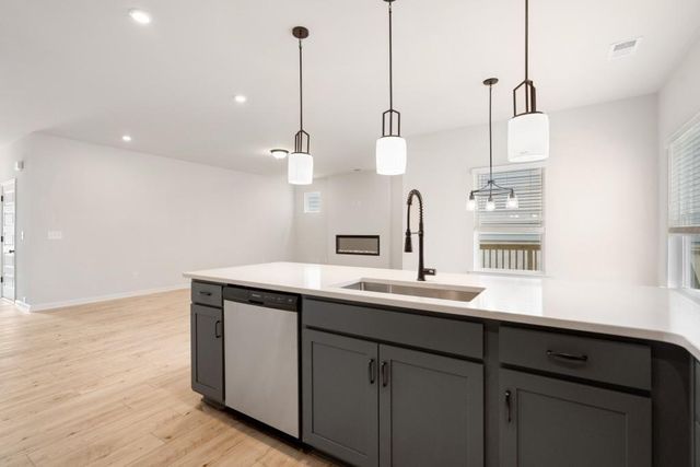 421 Fair Oak Lane, Calhoun, GA 30701