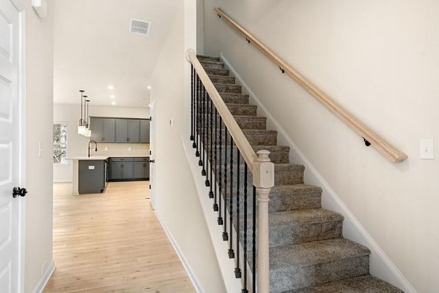 421 Fair Oak Lane, Calhoun, GA 30701