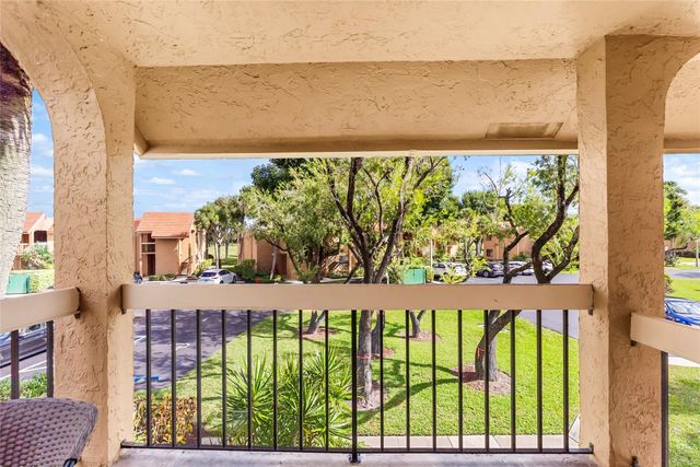 11205 Green Lake 204 Drive 204, Boynton Beach, FL 33437