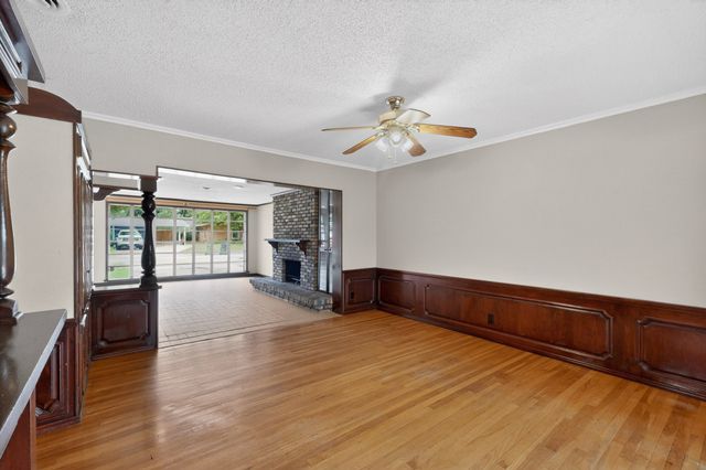 1903 Skylark Drive, Arlington, TX 76010