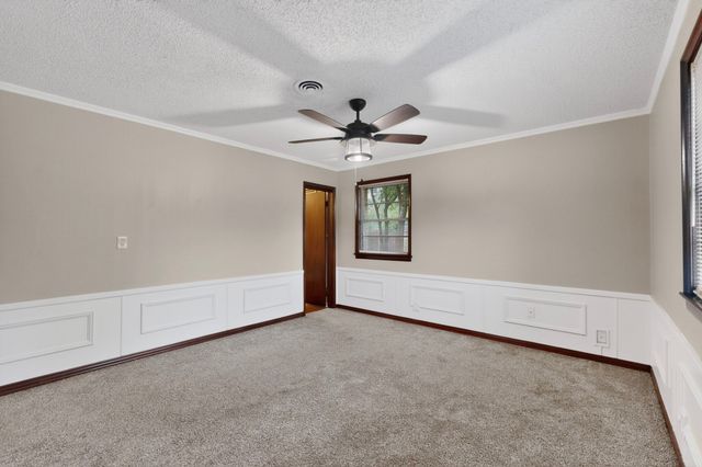 1903 Skylark Drive, Arlington, TX 76010