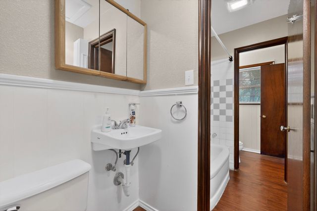 1903 Skylark Drive, Arlington, TX 76010