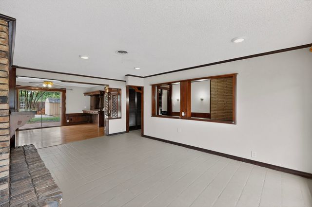 1903 Skylark Drive, Arlington, TX 76010