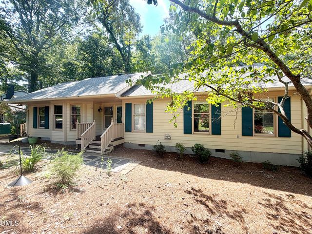 6 Burnwood Place, Chapel Hill, NC 27517